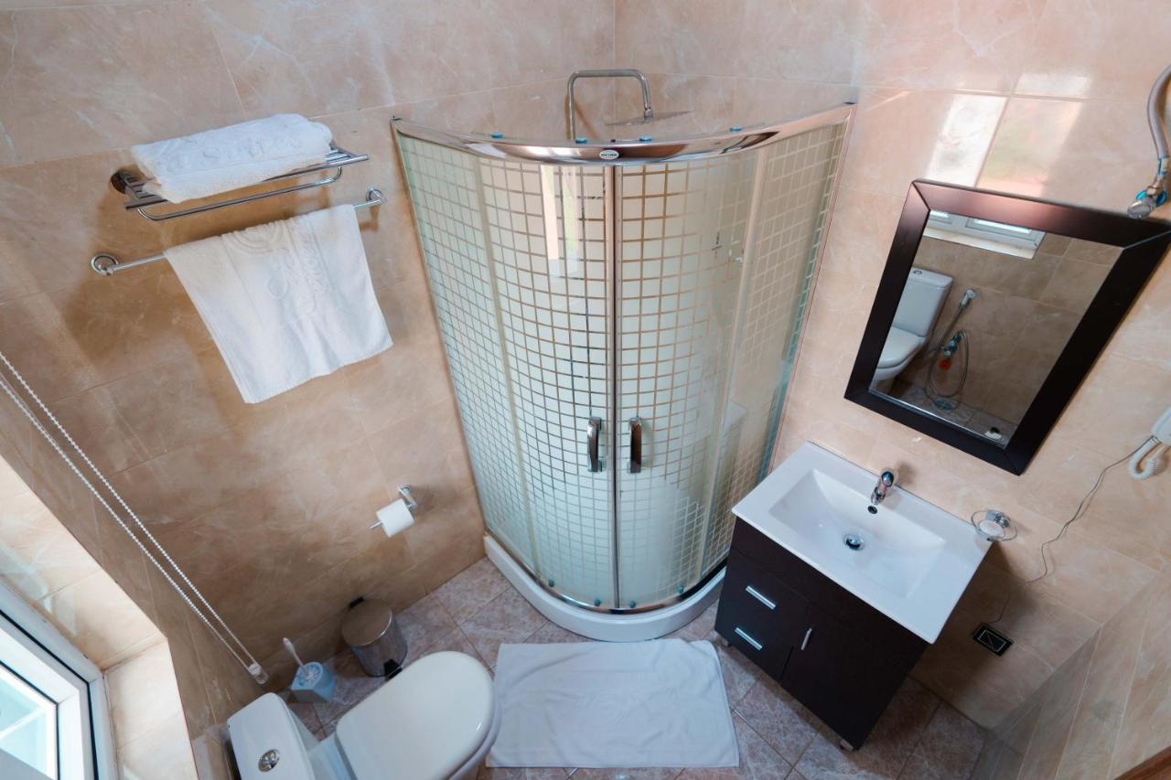 Phoenicia Suites Wupa Extérieur photo